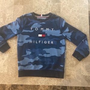 Boys Tommy Hilfiger sweatshirt sz6/7